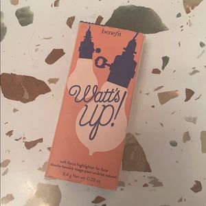 benefit watt’s up highlighter